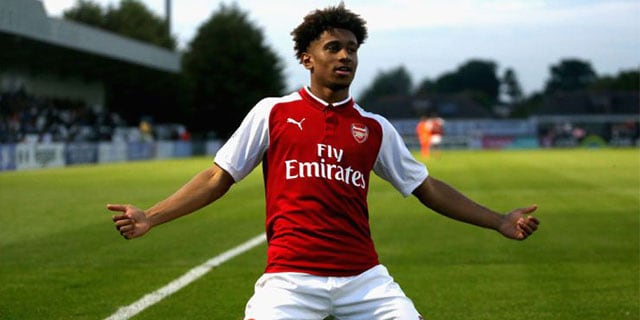 ARSENAL U23S IN ACTION AT MEADOW PARK